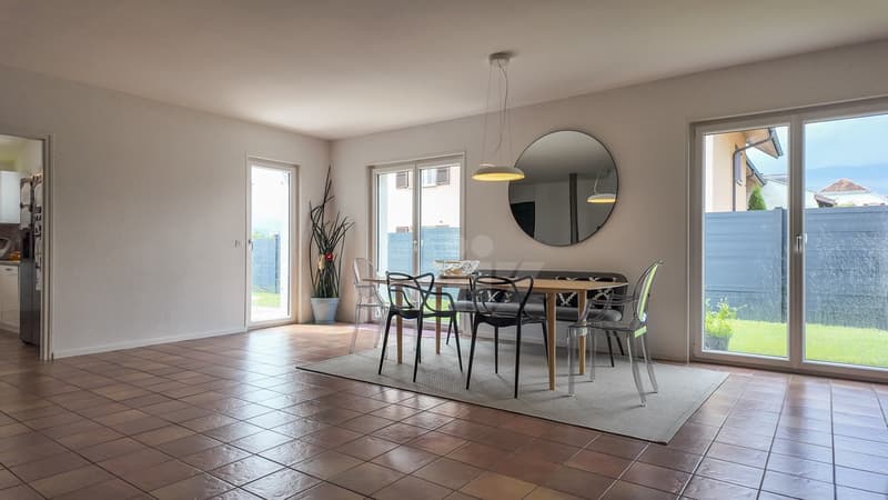 Superbe maison mitoyenne avec jardin (3)