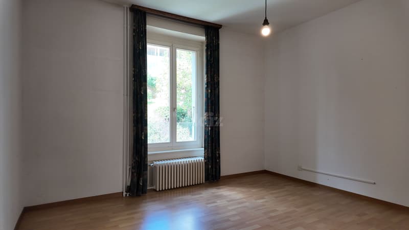 Charmant appartement avec balcon et vue sur le lac (7)