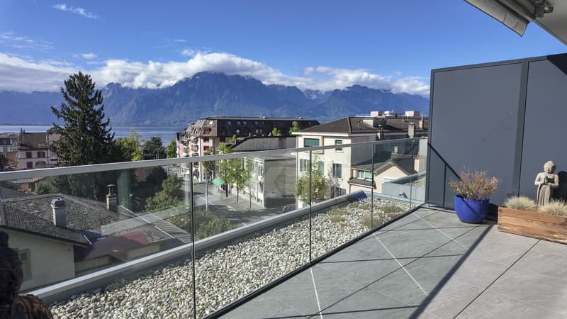 Magnifique attique avec grande terrasse et vue sur le lac (5)