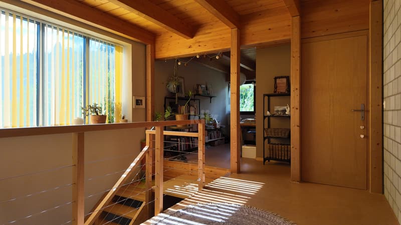 Superbe maison mitoyenne avec jardin arboré (6)