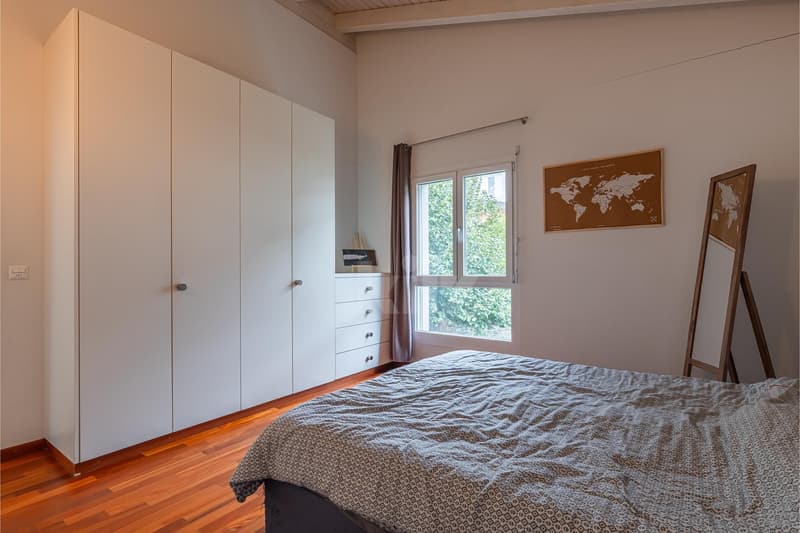 Bel appartement avec grand balcon et vue sur la plaine (7)