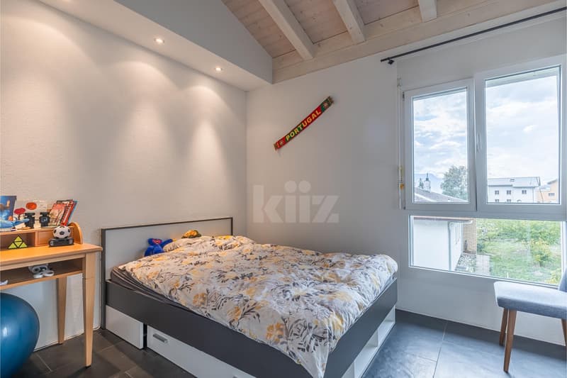 Bel appartement avec grand balcon et vue sur la plaine (10)