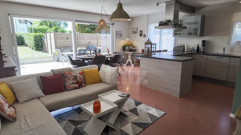 Superbe appartement de plain-pied avec terrasse et jardin (2)