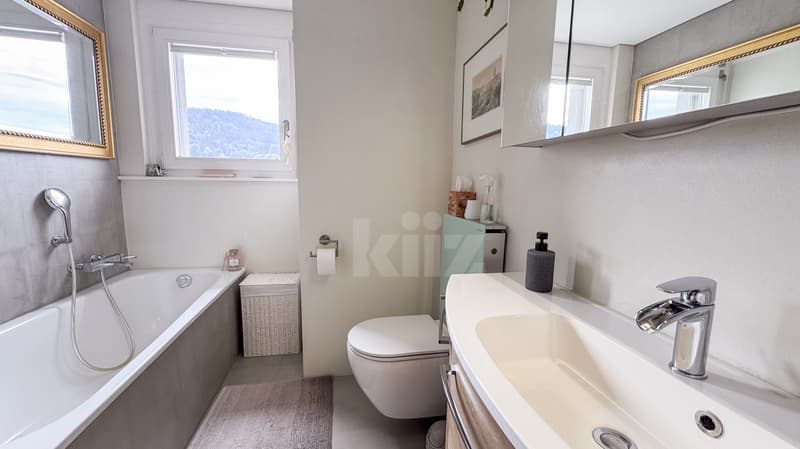Charmante maison mitoyenne avec piscine (10)