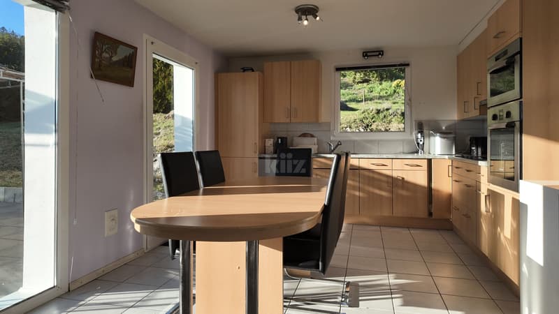 Belle maison individuelle avec jardin et terrasse (4)