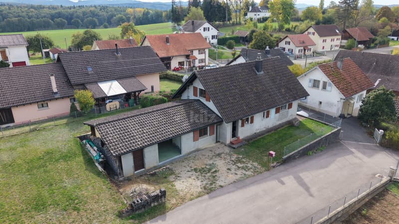 Charmante maison à rénover avec jardin (1)