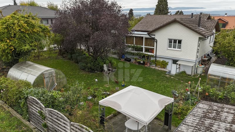Charmante maison avec jardin arboré et balcon (1)