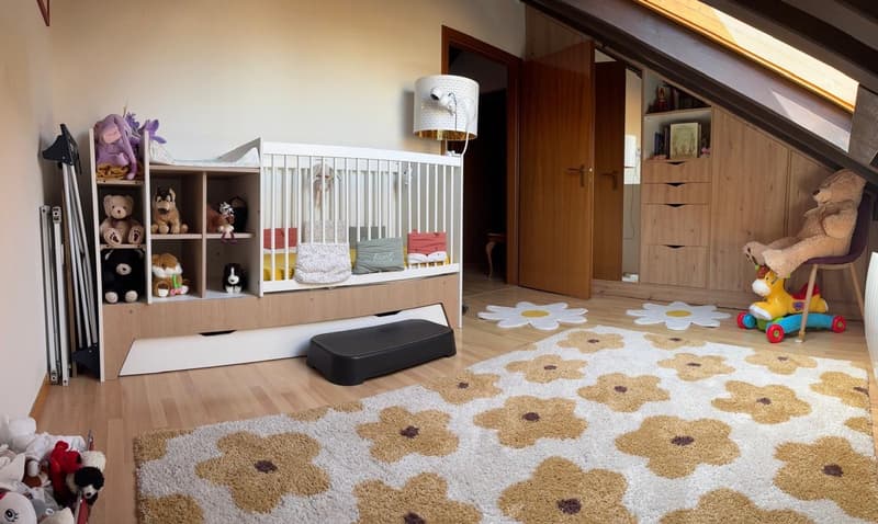 Schönes durchgängiges und renoviertes Doppelhaus mit Balkonen (10)