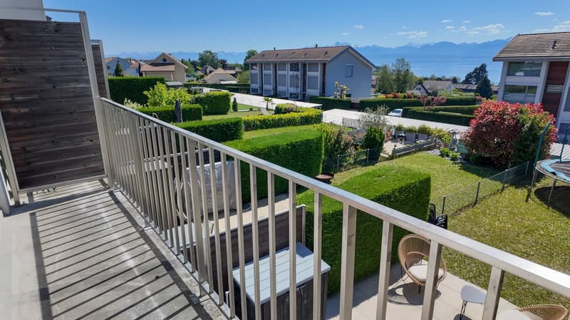 Beautiful semi-detached house with garden and lake view (6)