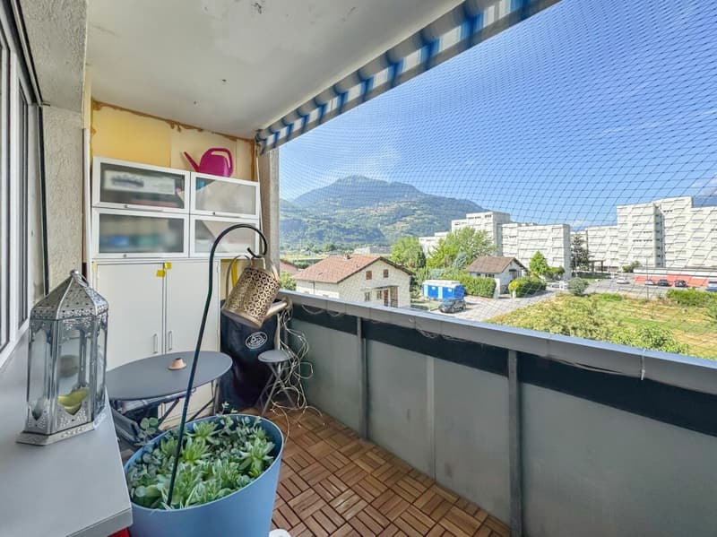 Sion - 4.5 rooms bright, calm with garage and open view (2)