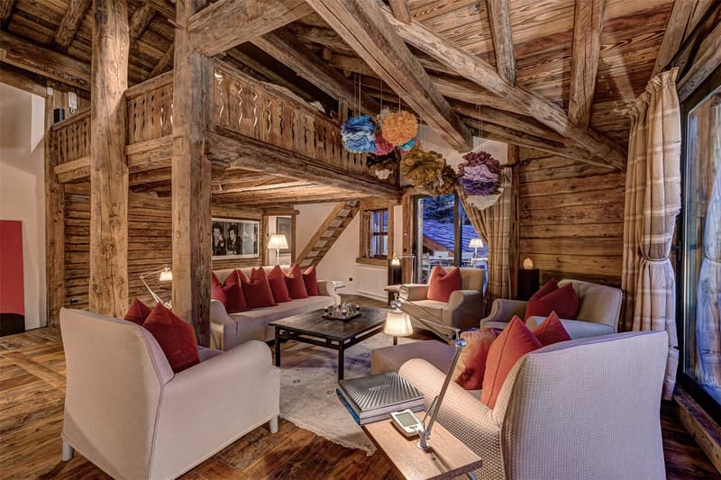 Rarely available Savoyard chalet in an elevated position with far reaching viewings over Val d’Isère (9)