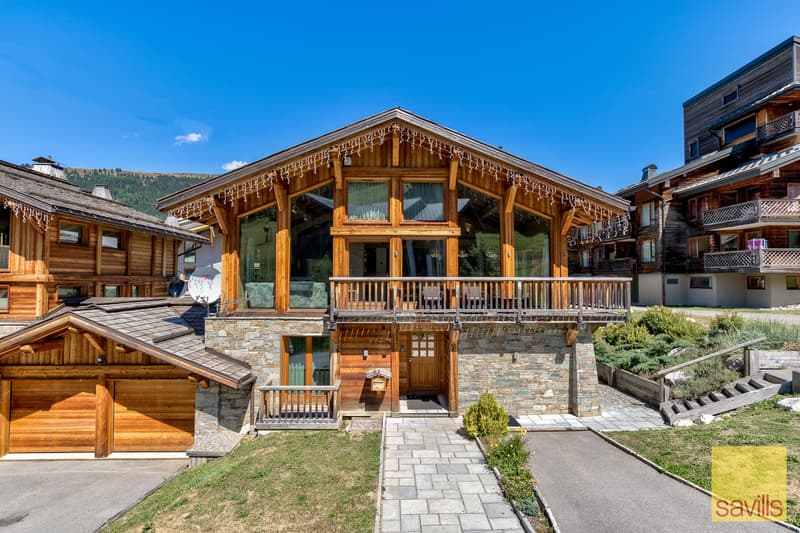 Un chalet exceptionnellement conçu et rare, à 50 mètres des pistes à Les Gets (3)