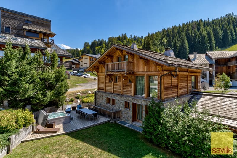 Un chalet exceptionnellement conçu et rare, à 50 mètres des pistes à Les Gets (23)
