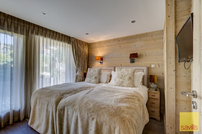 Un chalet exceptionnellement conçu et rare, à 50 mètres des pistes à Les Gets (13)