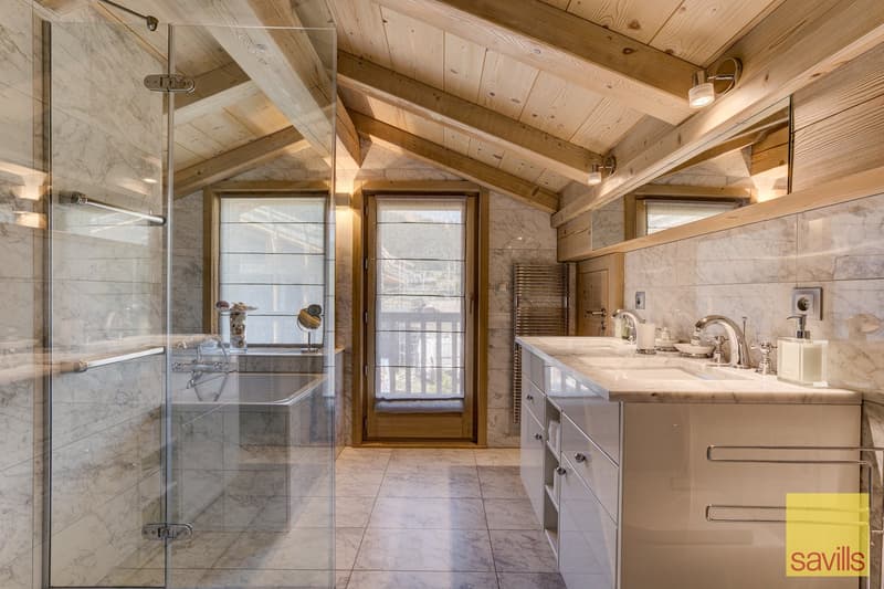Un chalet exceptionnellement conçu et rare, à 50 mètres des pistes à Les Gets (16)