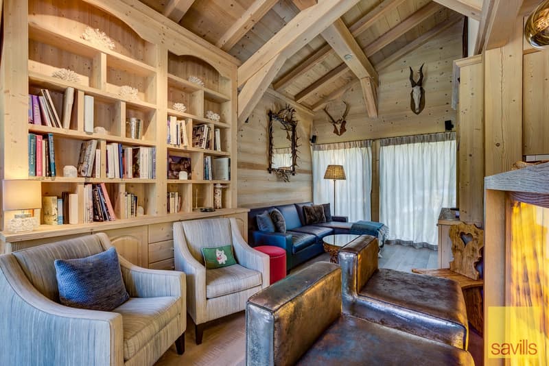 Un chalet exceptionnellement conçu et rare, à 50 mètres des pistes à Les Gets (15)
