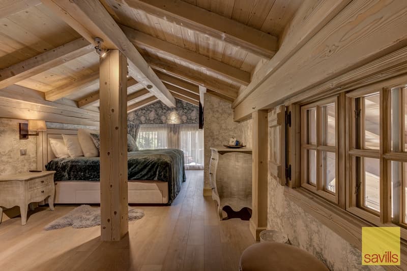 Un chalet exceptionnellement conçu et rare, à 50 mètres des pistes à Les Gets (18)