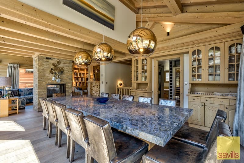 Un chalet exceptionnellement conçu et rare, à 50 mètres des pistes à Les Gets (7)