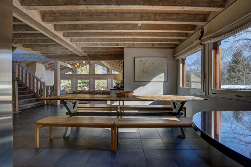 Superbly located detached five bedroom chalet with exquisite views of Mont Blanc (9)