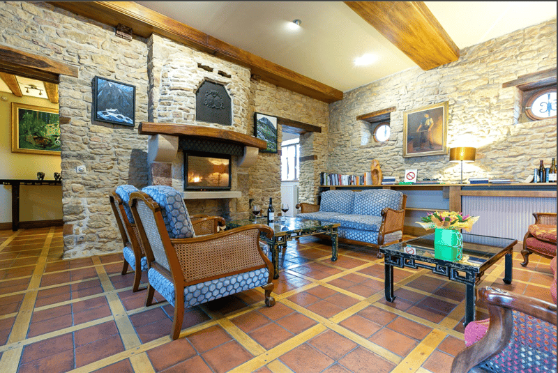 Historic private estate in the heart of Gevrey Chambertin, Burgundy (10)