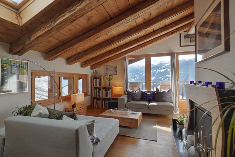 Authentic Mountain Chalet (1)