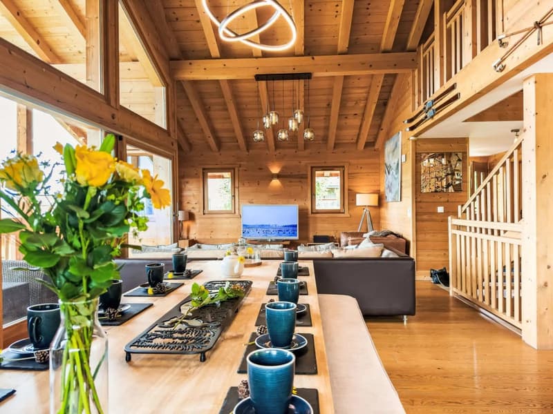 Una casa da sci ben progettata con accesso diretto alle piste. (1)
