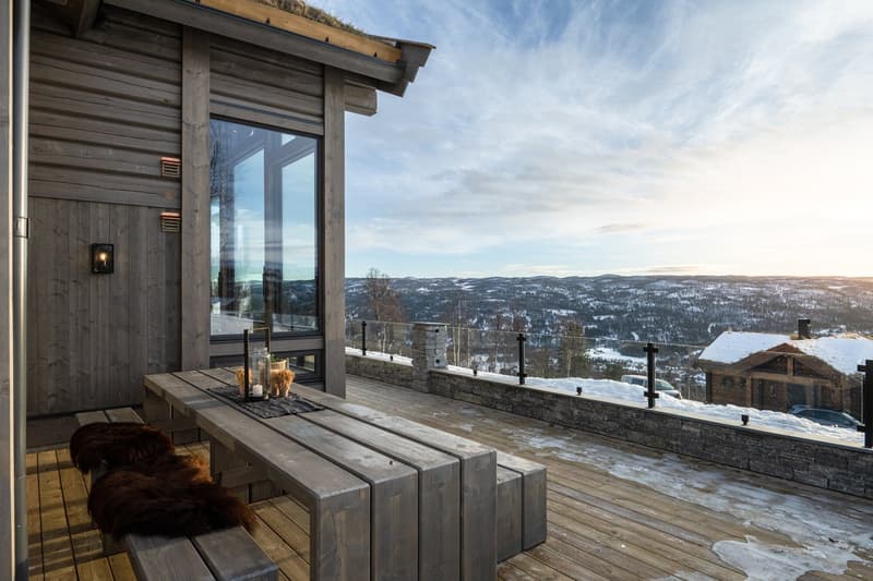 High-End Luxurious Mountain Home with stunning mountain views in Geilo, Norway (49)