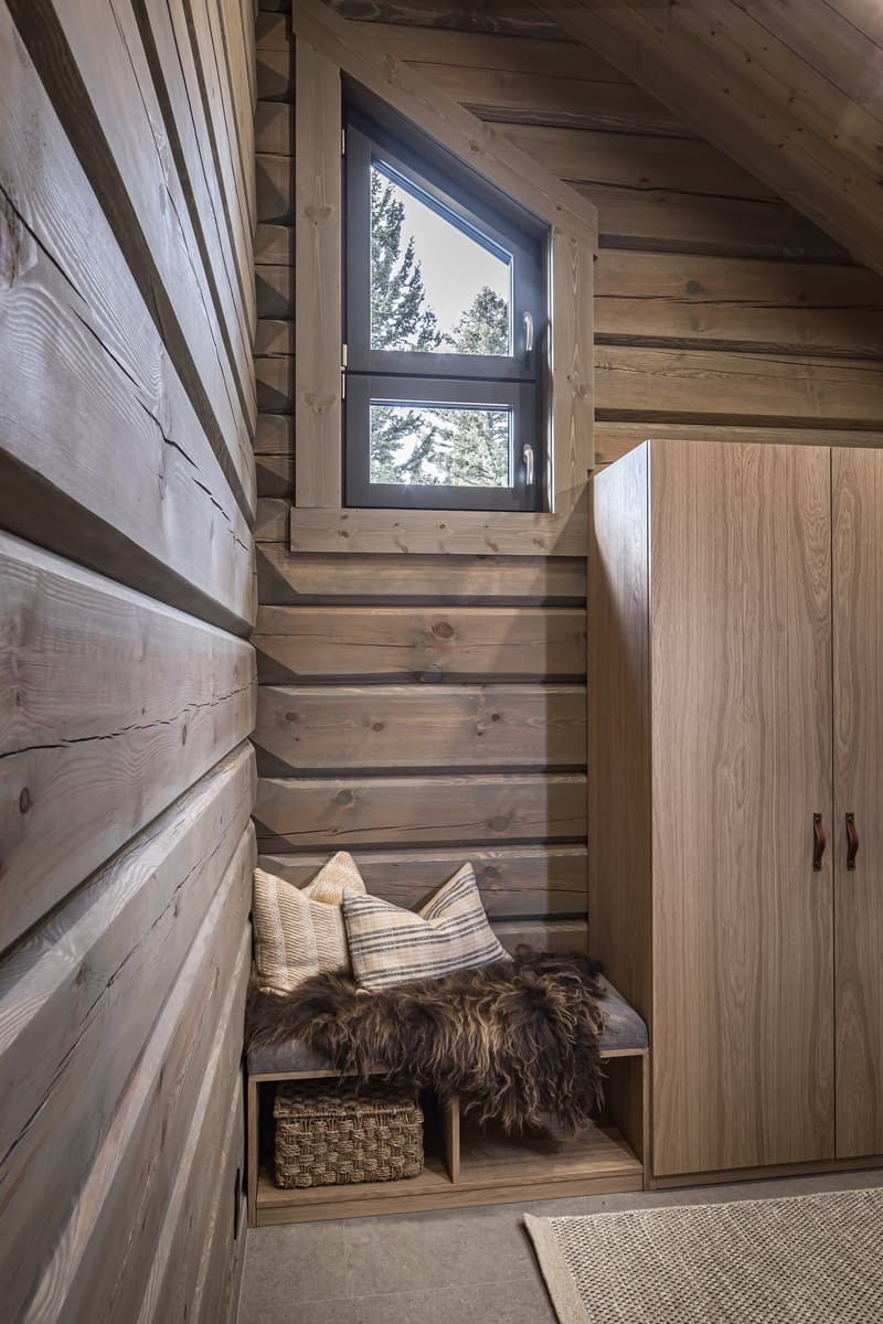 Luxurious Mountain Chalet in Big Sky Montana (15)