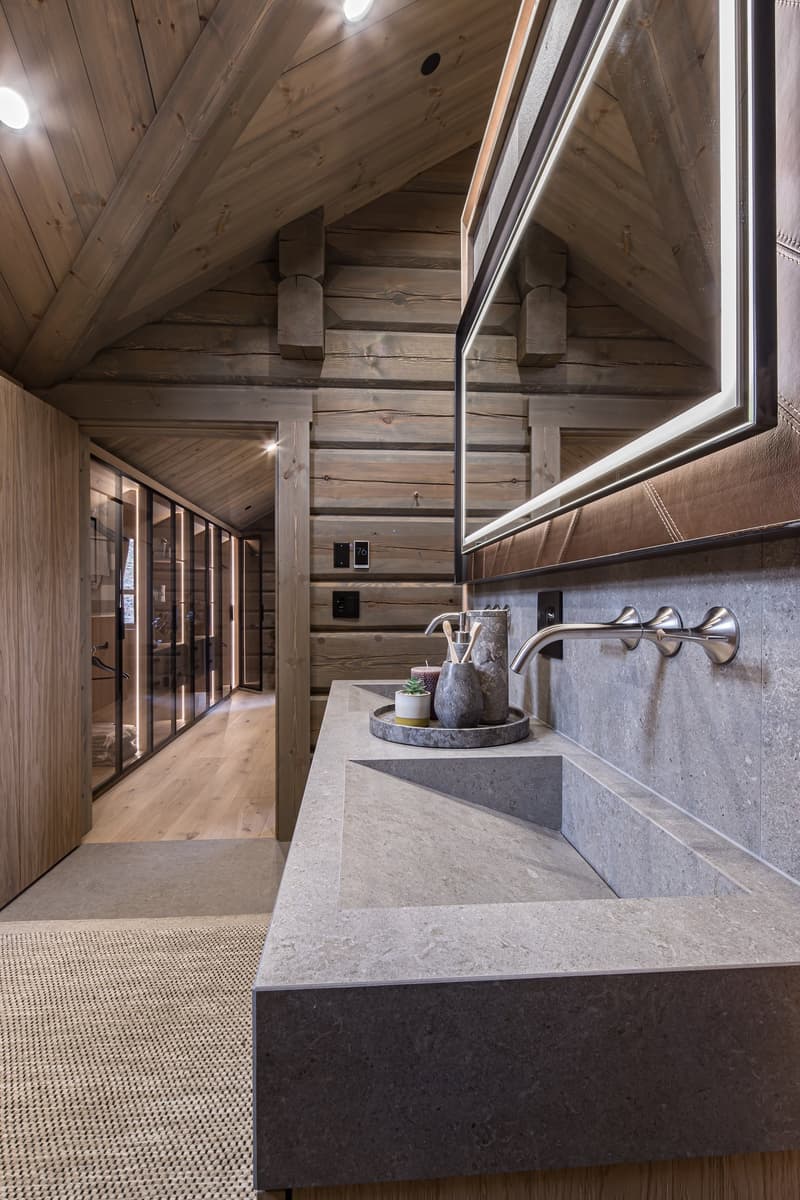 Luxurious Mountain Chalet in Big Sky Montana (11)