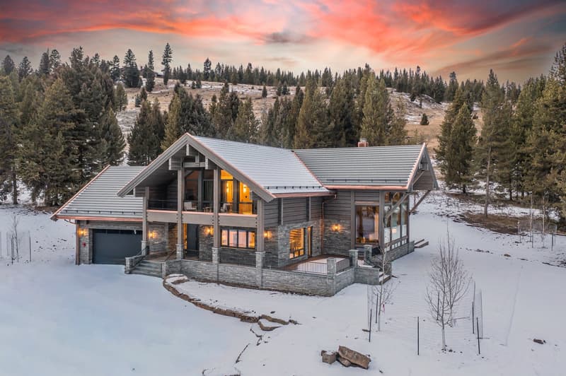 Luxurious Mountain Chalet in Big Sky Montana (5)