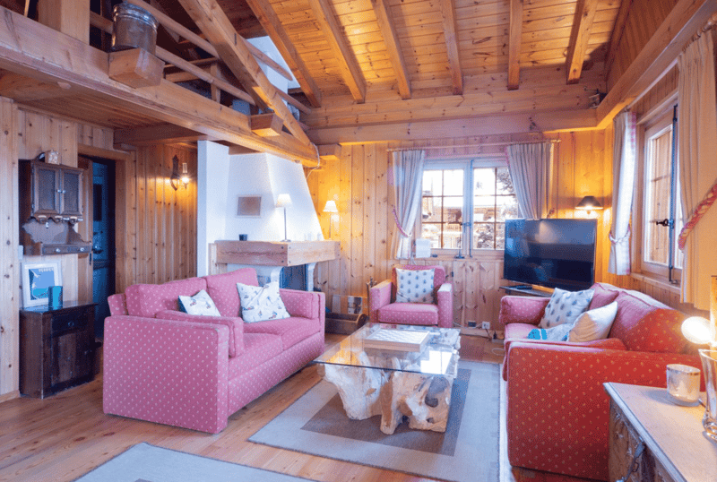 Two chalets with distinctive character, offering epic views over the mountains and valley. (2)