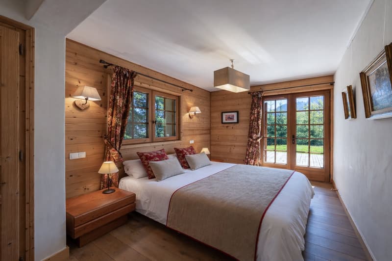 Propriété d'exception de deux chalets indépendants avec studio, face au Mont-Blanc (9)