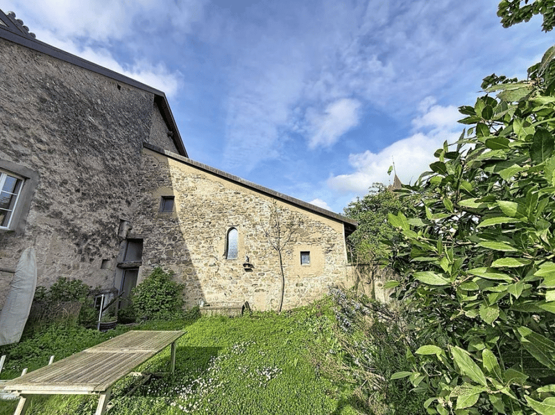 Lutry - Immeuble atypique dans le bourg (4)