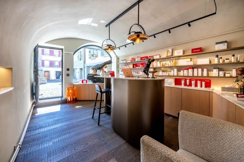 LUTRY - Un lieu unique au coeur du Bourg | Résidentiel, commercial ou boutique-hôtel (12)