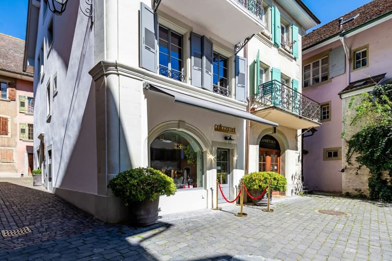 LUTRY - Un lieu unique au coeur du Bourg | Résidentiel, commercial ou boutique-hôtel (14)