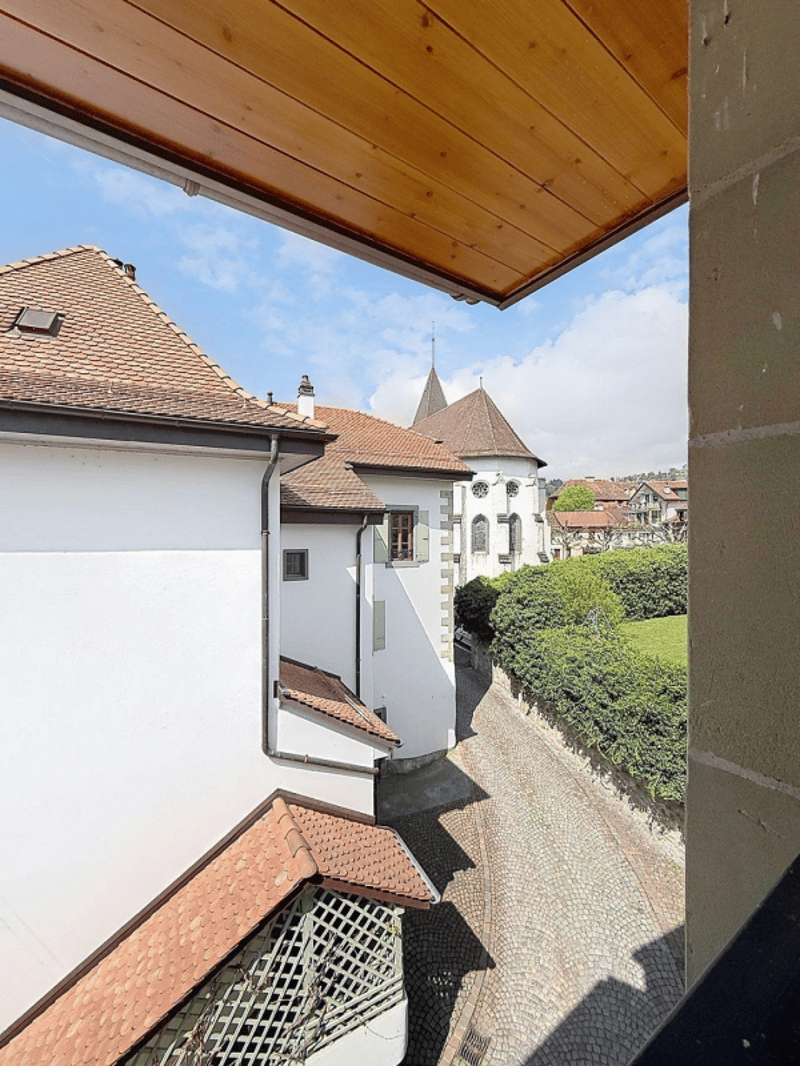 LUTRY BOURG - Une adresse privilégiée à deux pas du lac | Immeuble à fort potentiel copie (5)