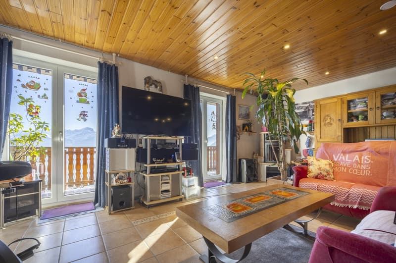 Appartamento con garage e balcone - Vista panoramica - Esclusiva (4)