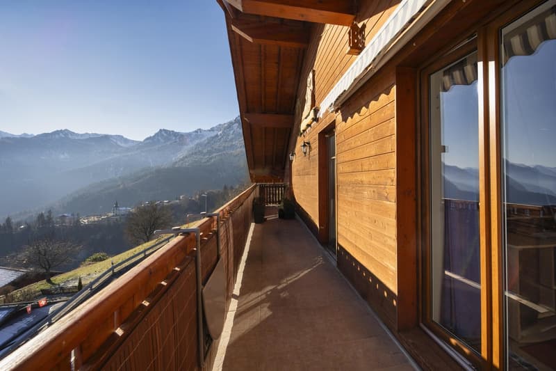 Appartamento con garage e balcone - Vista panoramica - Esclusiva (6)