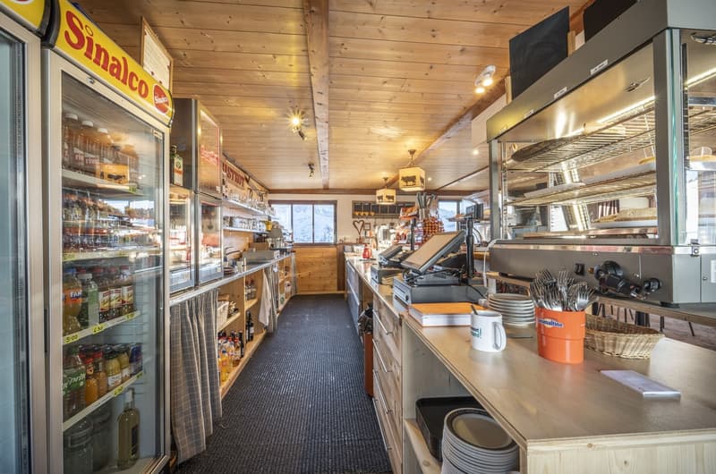 RESTAURANT ON THE SLOPES - TERRACE WITH VIEW OF DENTS-DU-MIDI - EXCLUSIVITY (5)