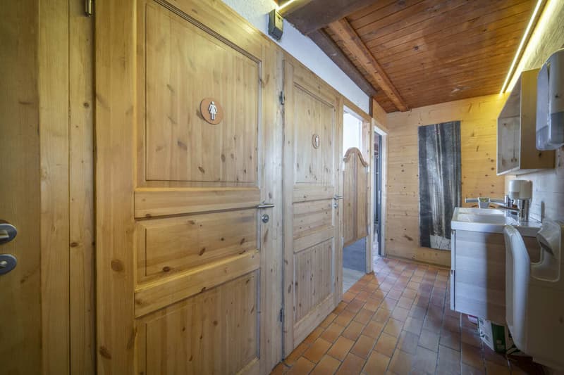 RESTAURANT ON THE SLOPES - TERRACE WITH VIEW OF DENTS-DU-MIDI - EXCLUSIVITY (6)