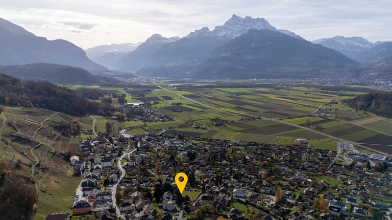 BAUGRUND ~2'083m2 = ~CHF 336.-/m2 / BAUGENEHMIGUNG FÜR 2 VILLAS (7)