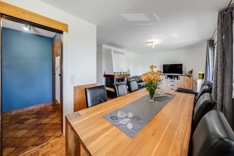 APARTMENT - CENTRAL - BALCONY AND PARKING SPACE - EXCLUSIVE (6)