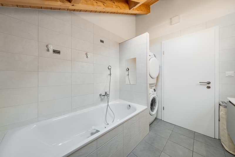 SPACIOUS SEMI-DETACHED VILLA - GARDEN, TERRACE - GARAGE - EXCLUSIVE (11)