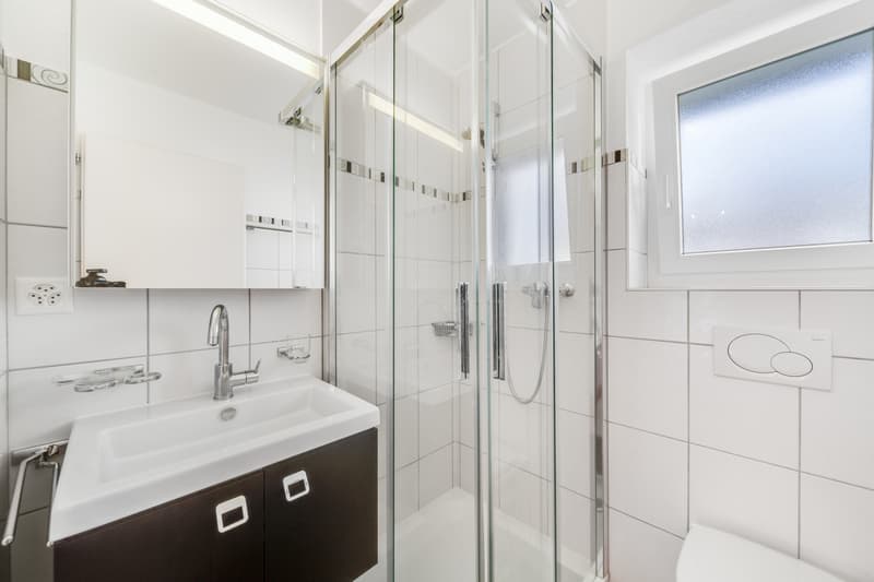 BALKON ~20M2 - KEIN GEGENÜBER - INNENPARKPLATZ - EICHENPARKETT (8)