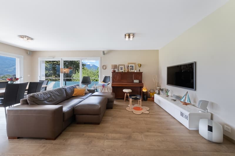 APPARTEMENT DE 4,5 PIÈCES - VUE PANORAMIQUE - GARAGE - EN EXCLUSIVITÉ (8)