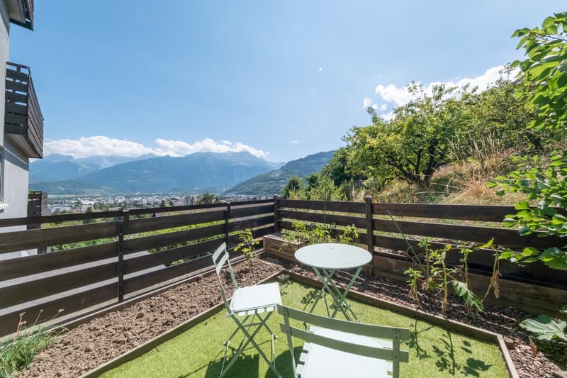 APPARTEMENT EN TERRASSE - VUE PANORAMIQUE - SOUS-SOL - EN EXCLUSIVITÉ (5)