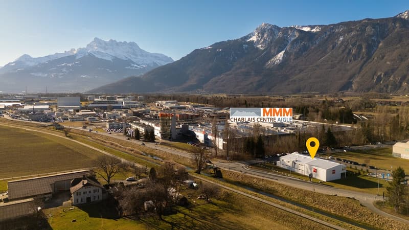 IMMEUBLE COMMERCIAL - FITNESS + APPARTEMENT - EN EXCLUSIVITÉ (1)