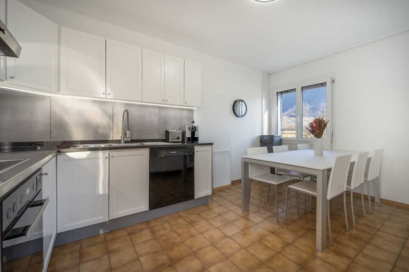 IMMEUBLE COMMERCIAL - FITNESS + APPARTEMENT - EN EXCLUSIVITÉ (13)