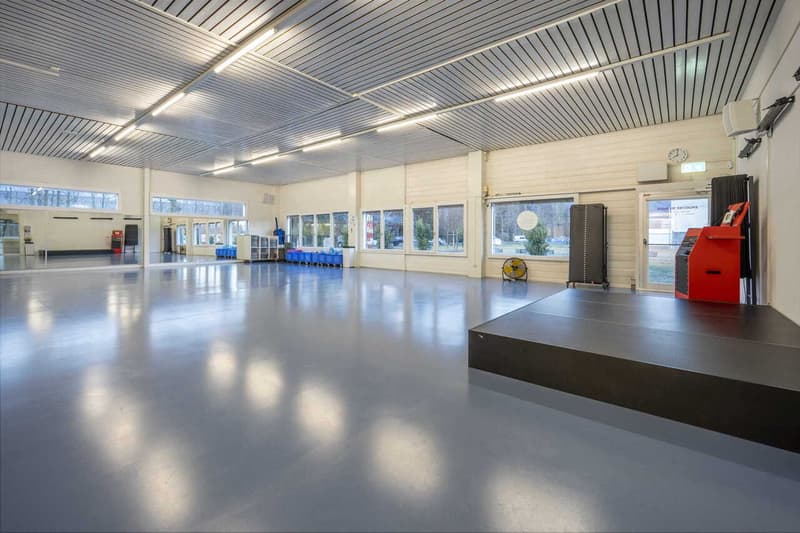 IMMEUBLE COMMERCIAL - FITNESS + APPARTEMENT - EN EXCLUSIVITÉ (3)