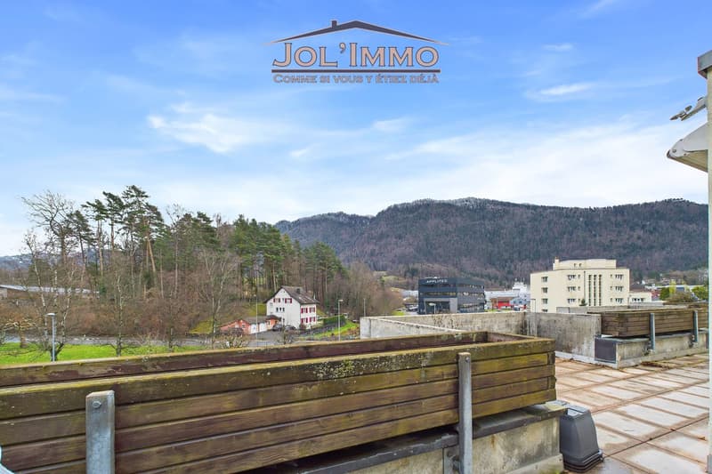 Exceptional 6.5-room attic with panoramic terrace - Moutier (4)